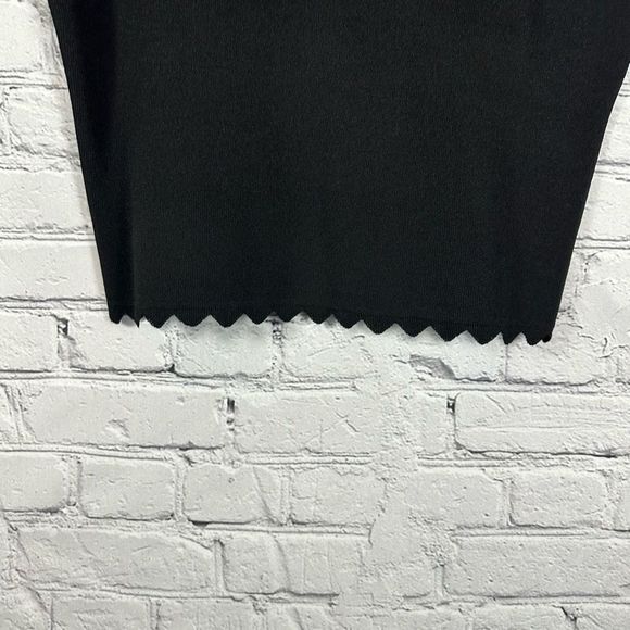 Bar III Women’s Sleeveless Sweater Shell Scalloped Details Dressy Lightweight M - Picture 4 of 6